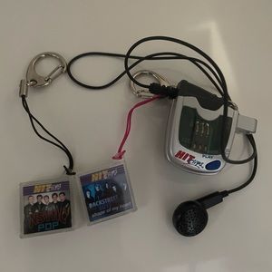 Hit clip player with two songs: Backstreet Boys & NSYNC